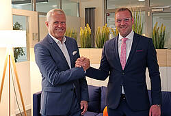 Harald Biefel von Union Investment (links) und Daniel Auer von der R+V.